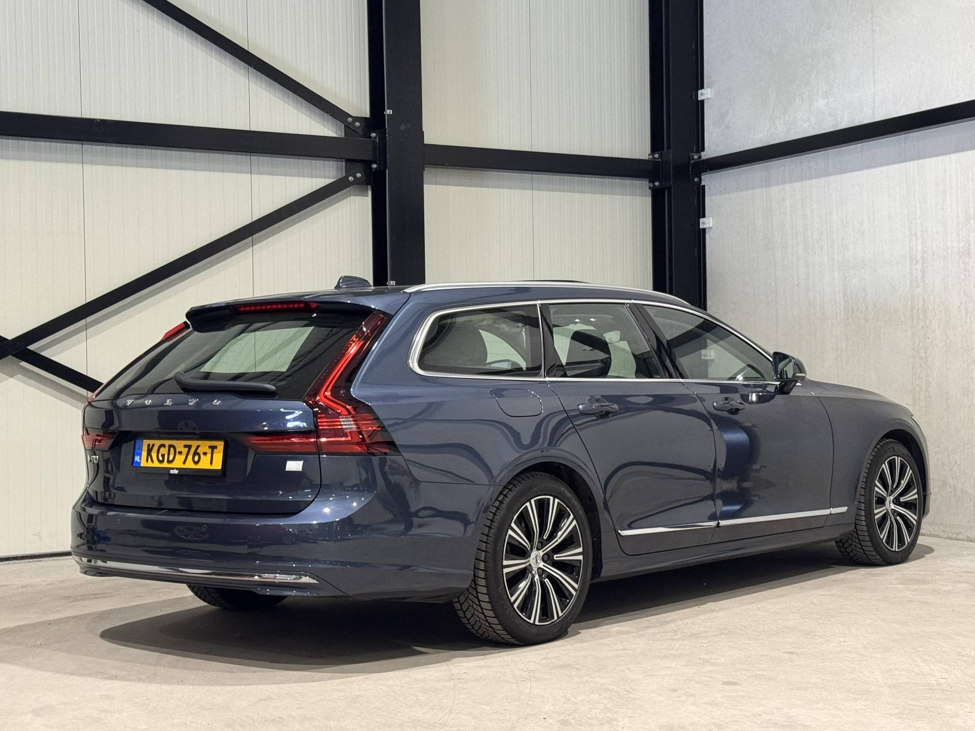 Volvo V90 2.0 T6 AWD Inscription Expression KGD76T