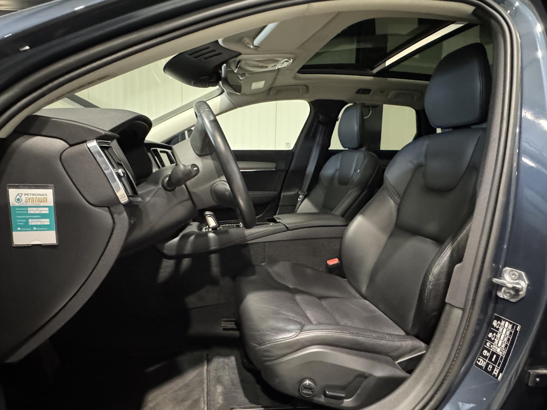 Volvo V90 2.0 T6 AWD Inscription Expression KGD76T