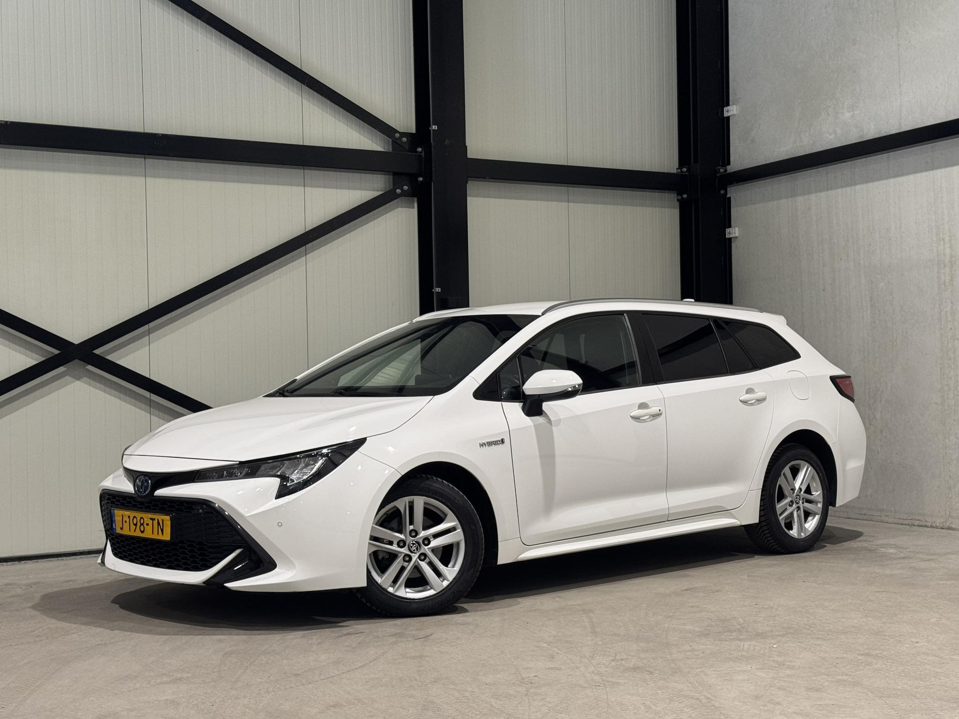 Toyota Corolla Touring Sports 1.8 Hybrid Active J198TN