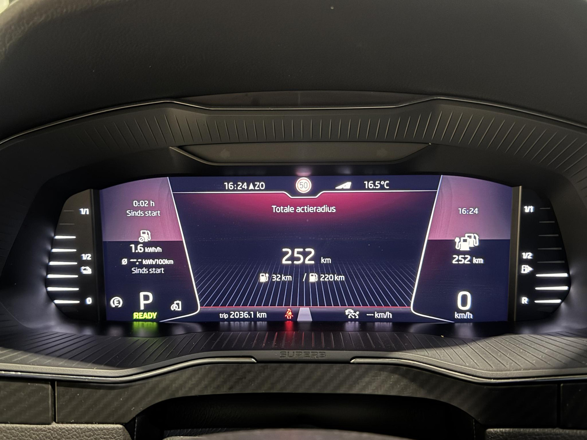 Škoda Superb Combi 1.4 TSI iV Sportline Business KGH41S