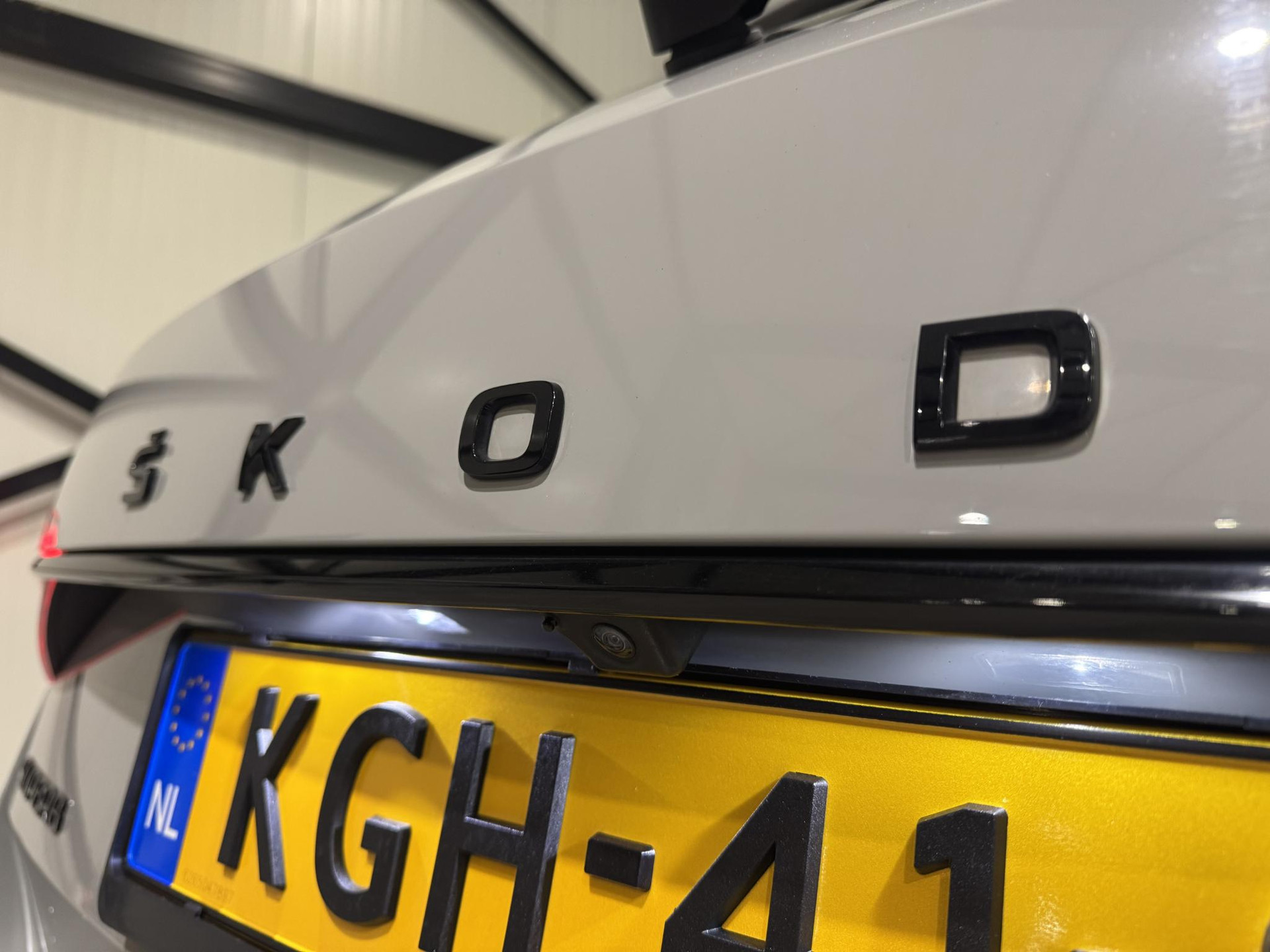 Škoda Superb Combi 1.4 TSI iV Sportline Business KGH41S