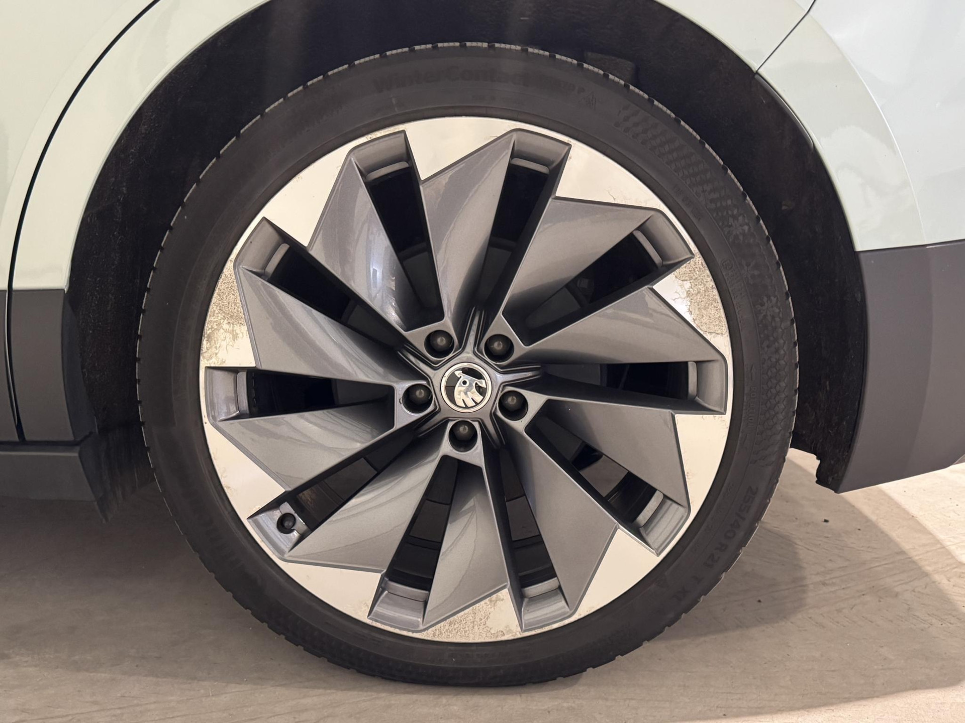 Škoda Enyaq iV 80 N988LP