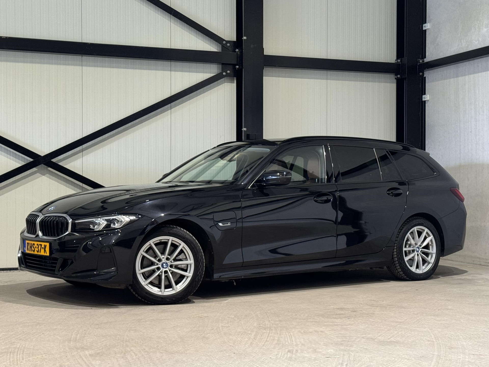 BMW 3 Serie Touring 320e KHS37K