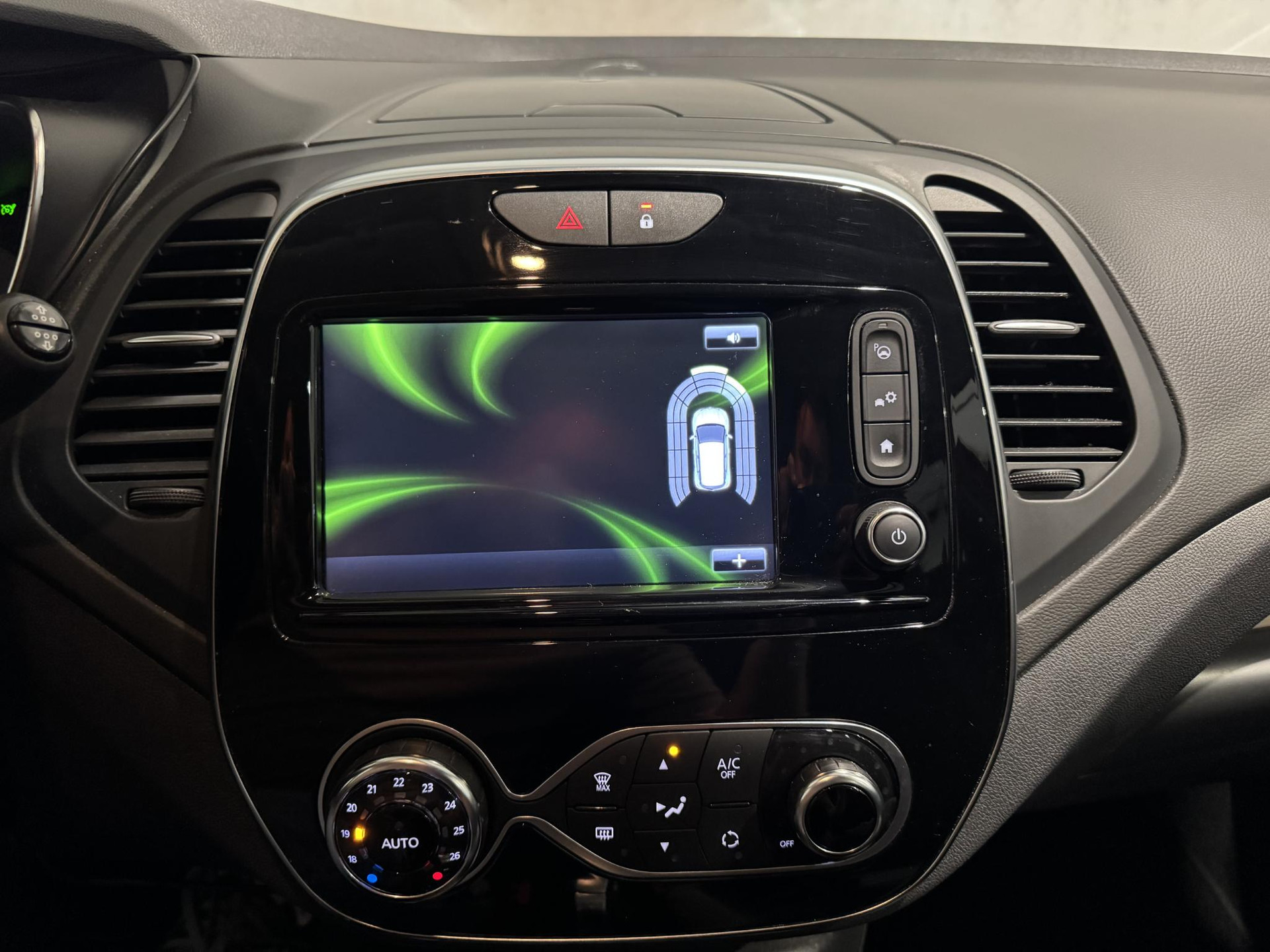 Renault Captur 1.2 TCe Intens TB799H