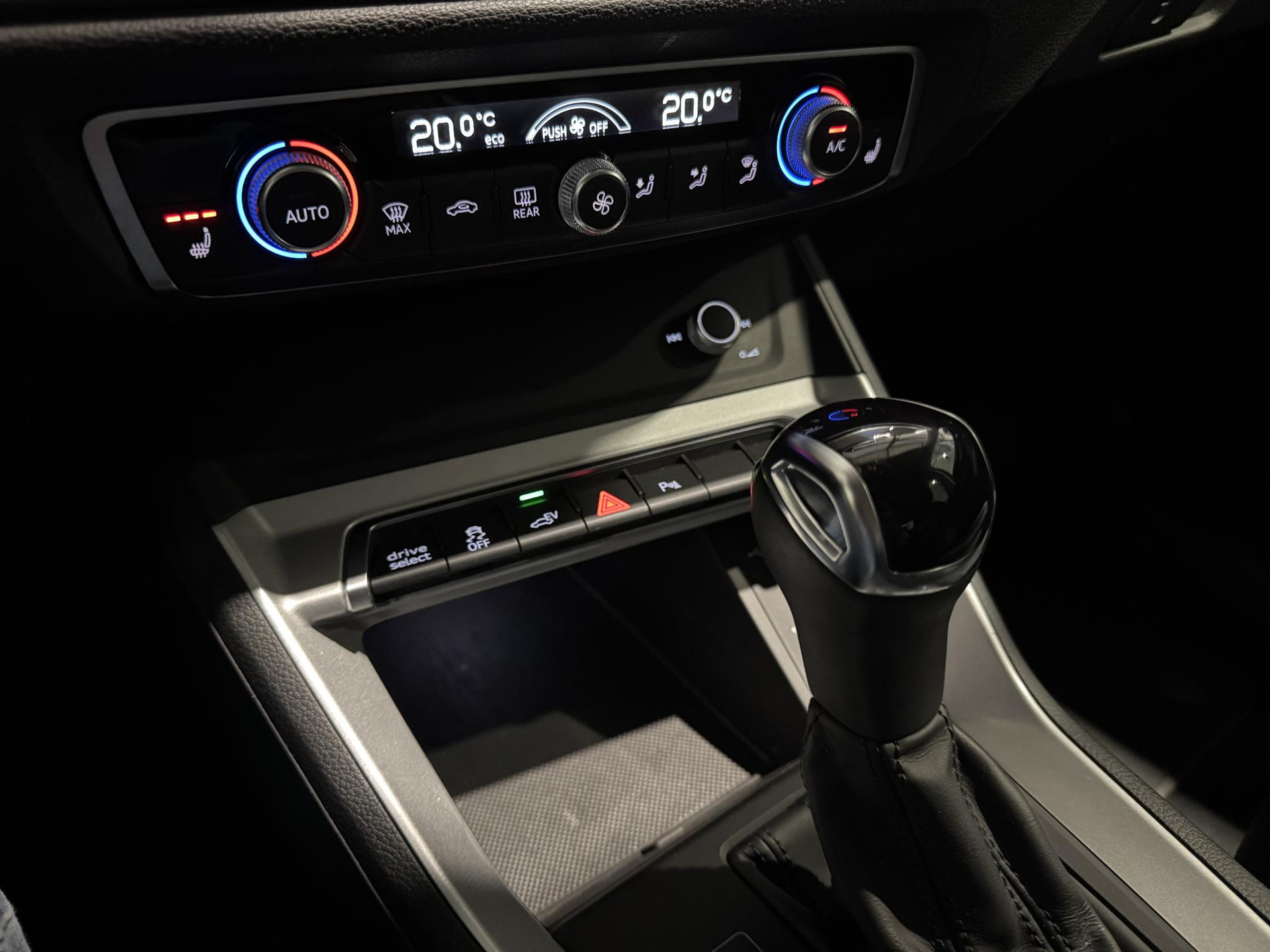 Audi Q3 45 TFSI e Edition KKL54P