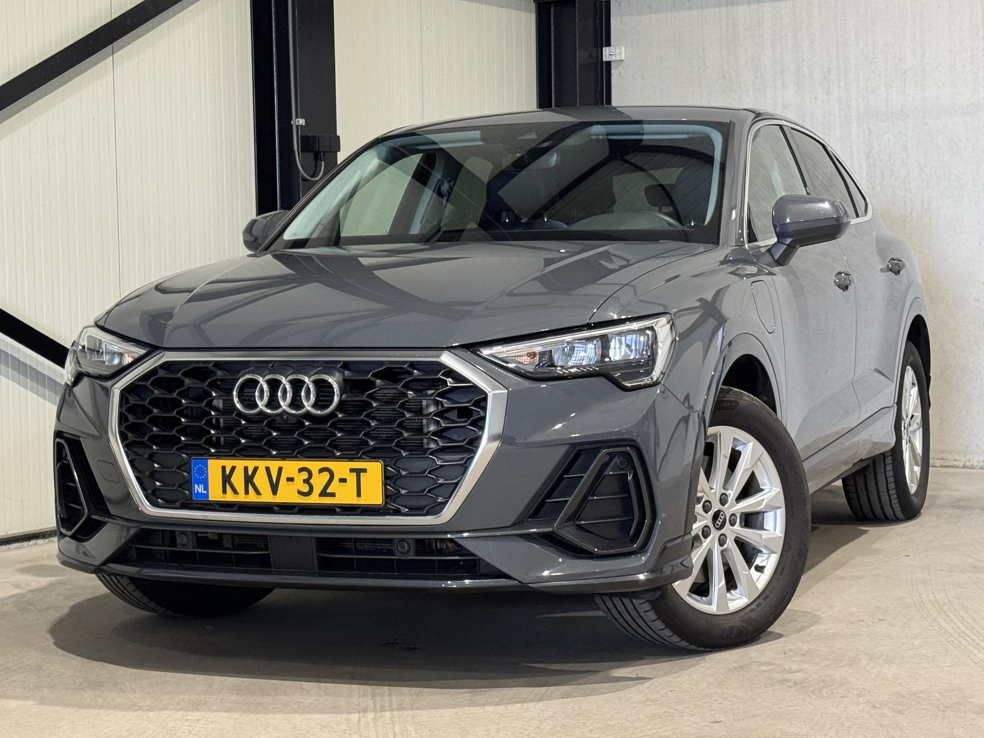 Audi Q3 Sportback 45 TFSI e Edition KKV32T