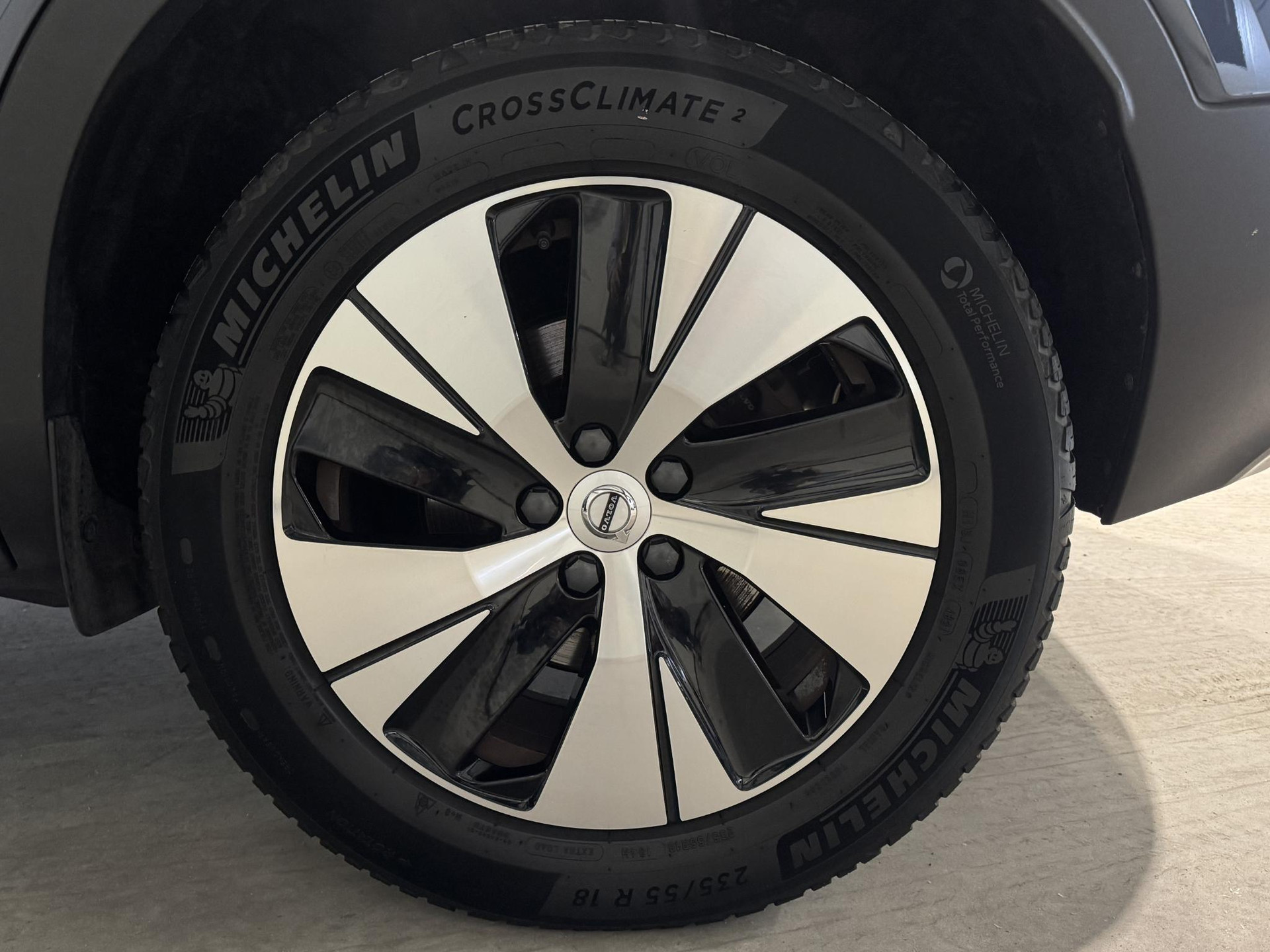 Volvo XC40 1.5 T4 Recharge Inscription Expression KLB10T