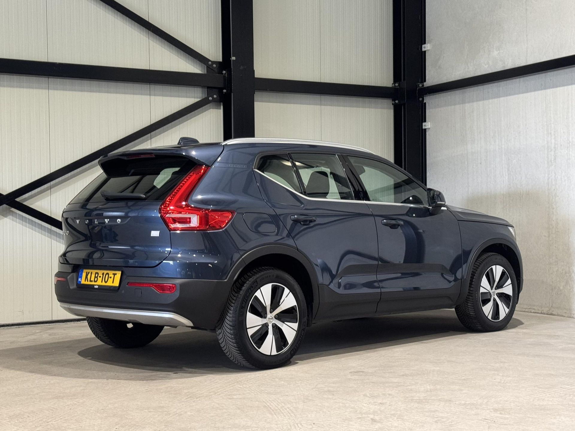 Volvo XC40 1.5 T4 Recharge Inscription Expression KLB10T