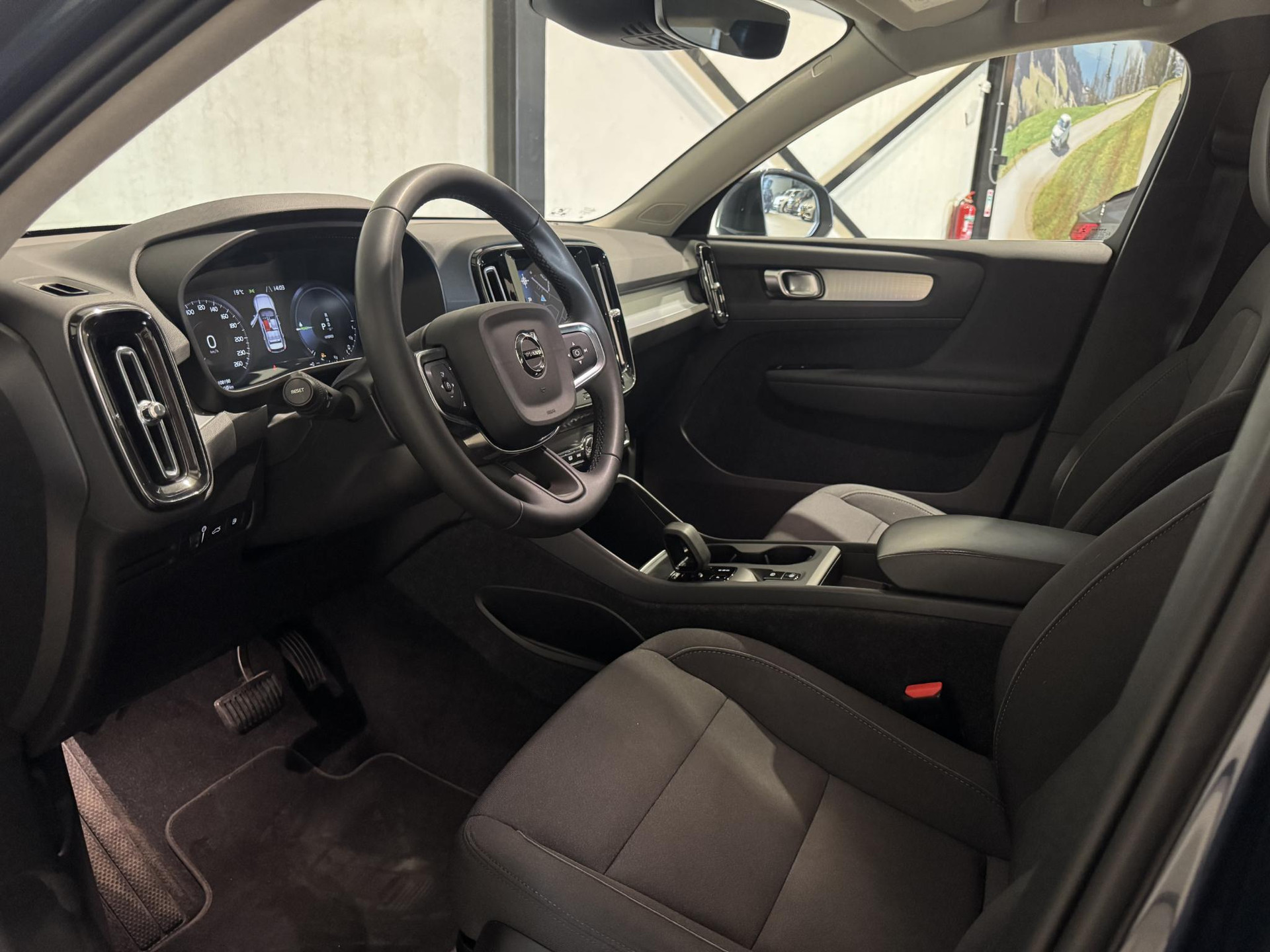 Volvo XC40 1.5 T4 Recharge Inscription Expression KLB10T