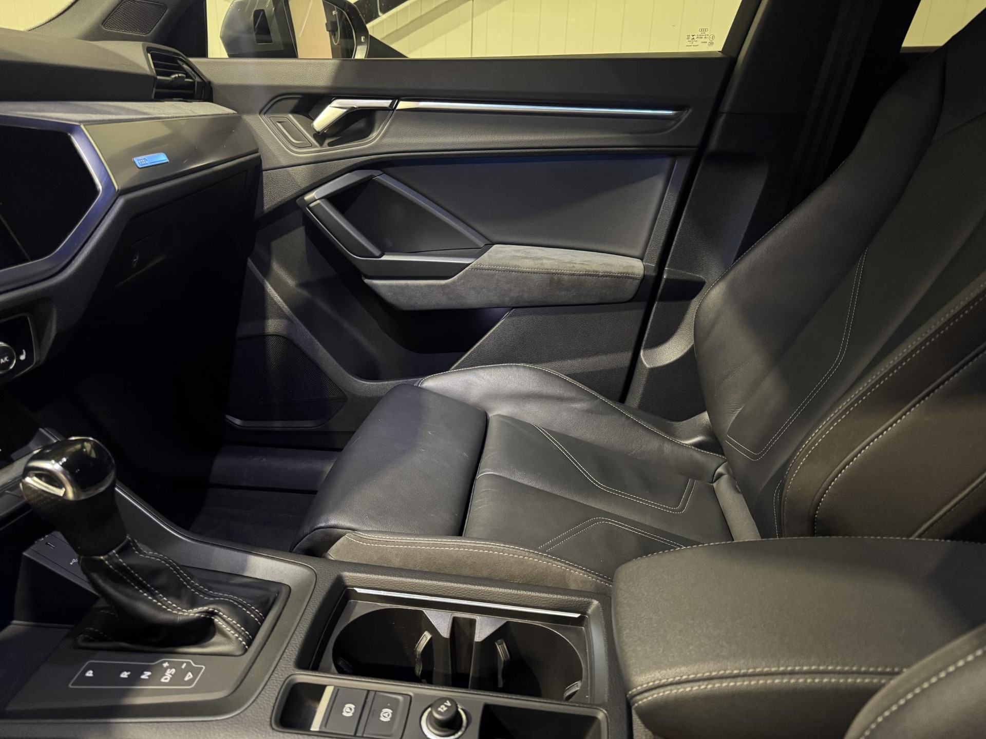 Audi Q3 45 TFSI e S-Line KLK73G