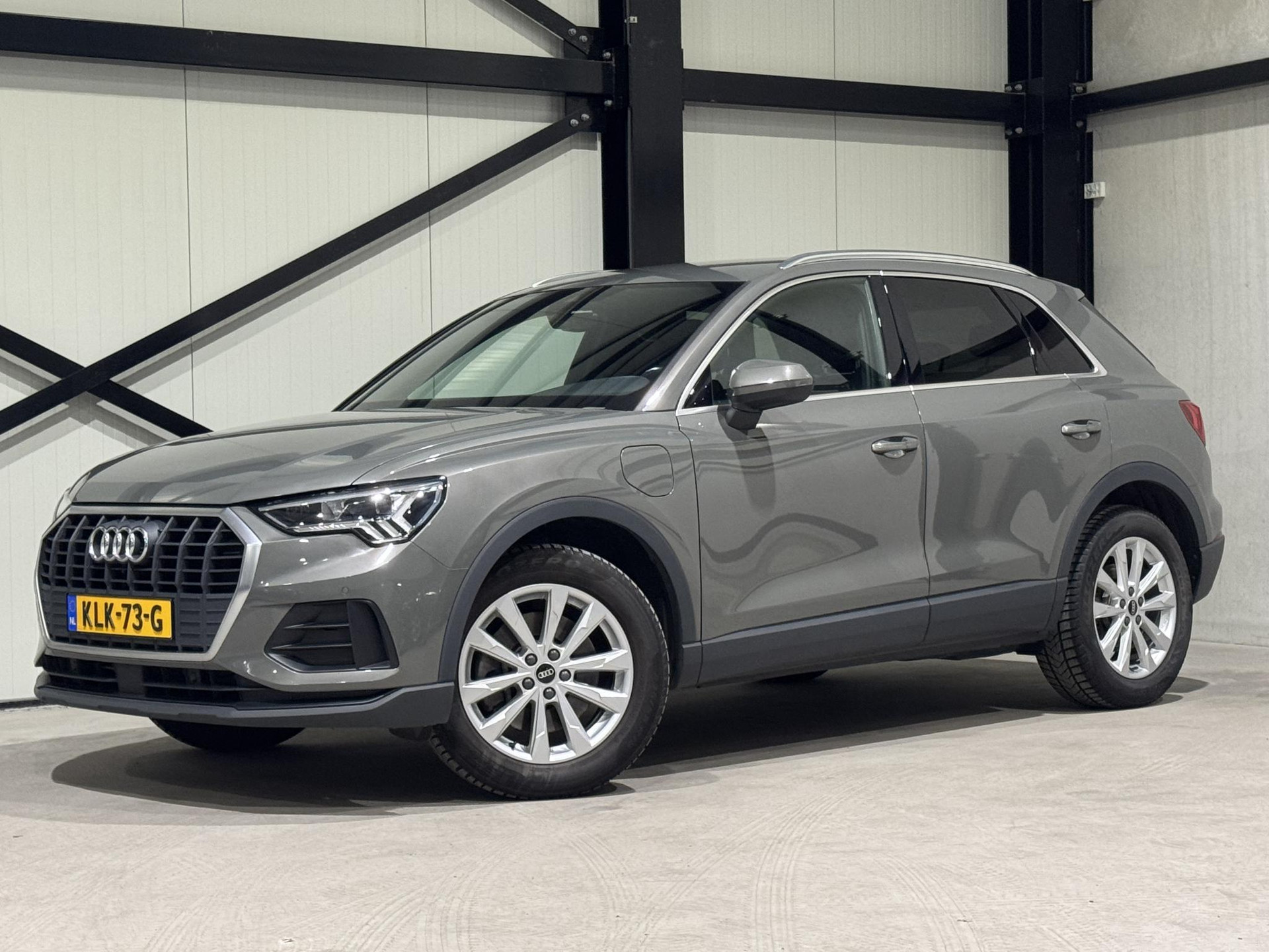 Audi Q3 45 TFSI e S-Line KLK73G