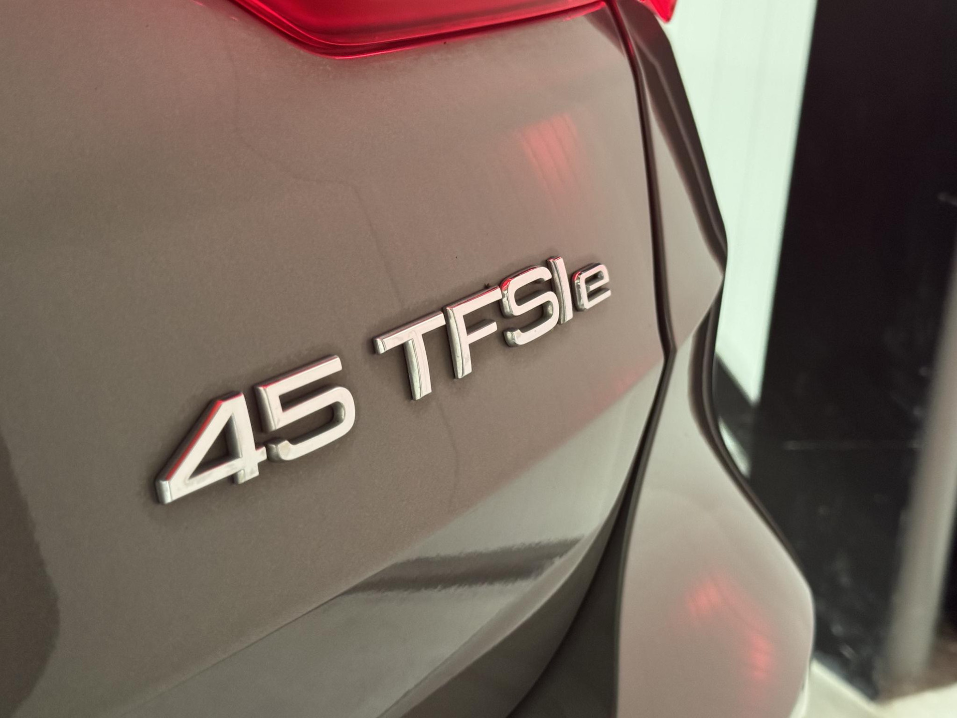 Audi Q3 45 TFSI e S-Line KLK73G