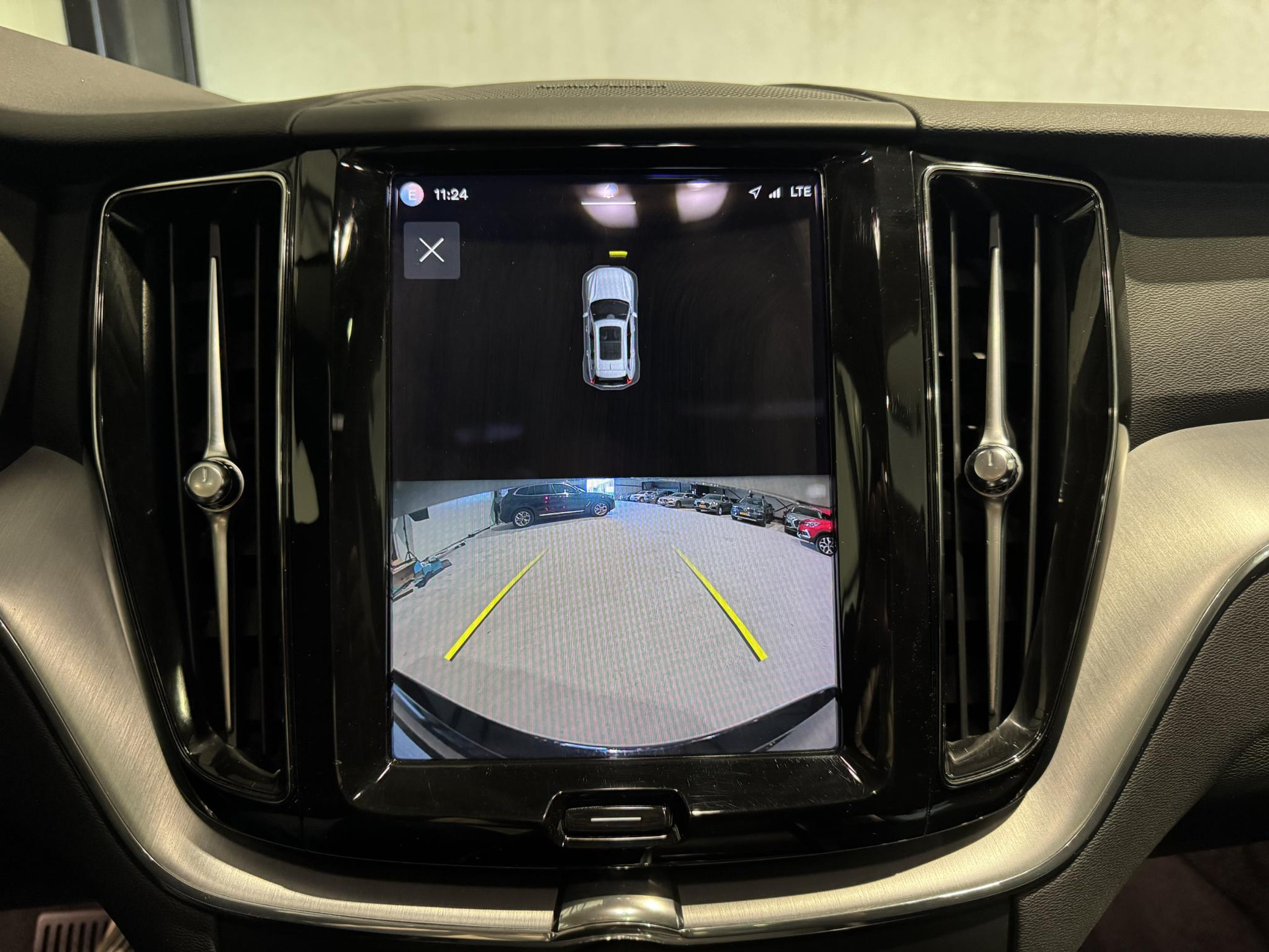 Volvo XC60 2.0 Recharge T6 AWD Business KLG41B
