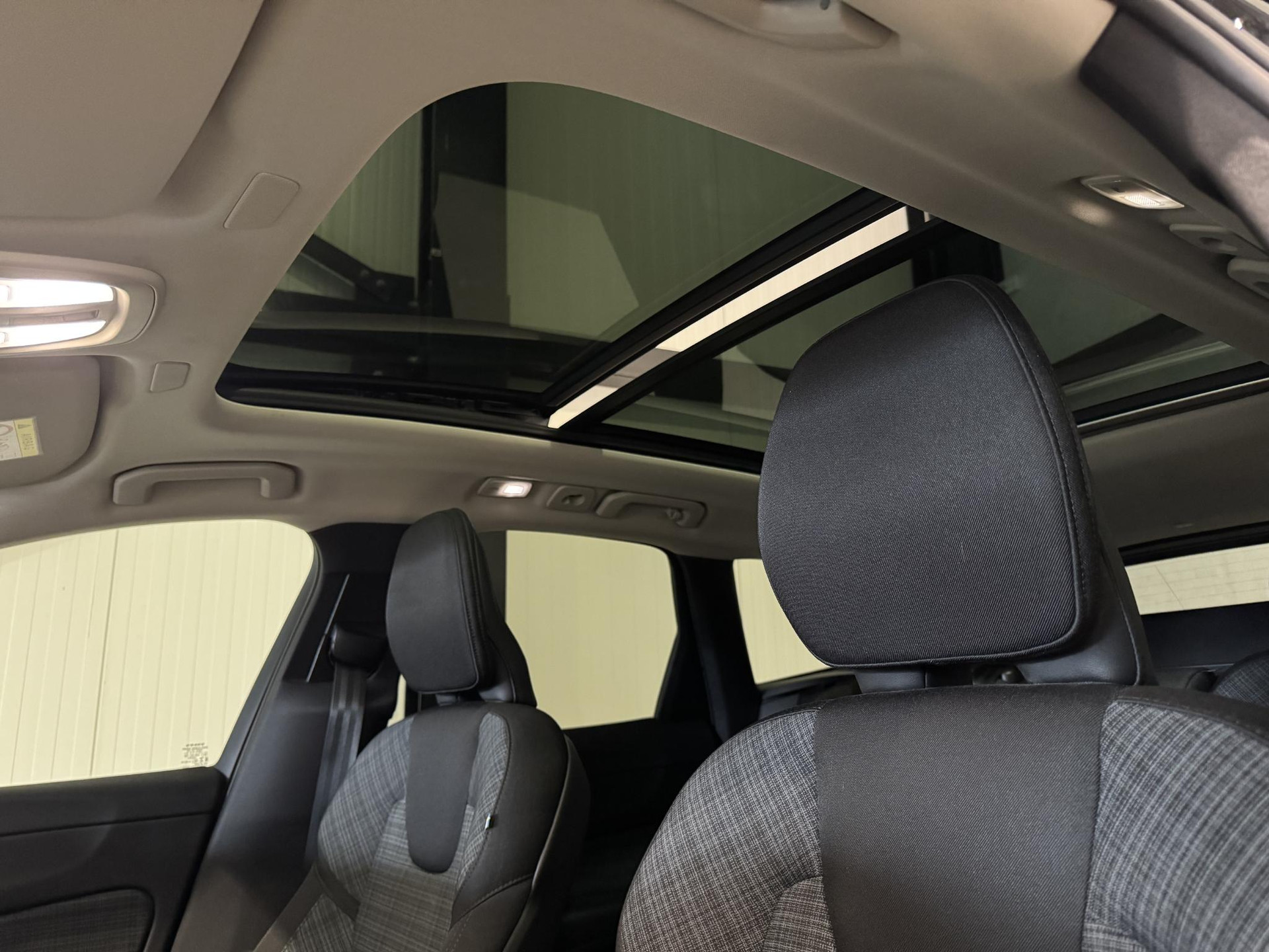 Volvo XC60 2.0 Recharge T6 AWD Business KLG41B
