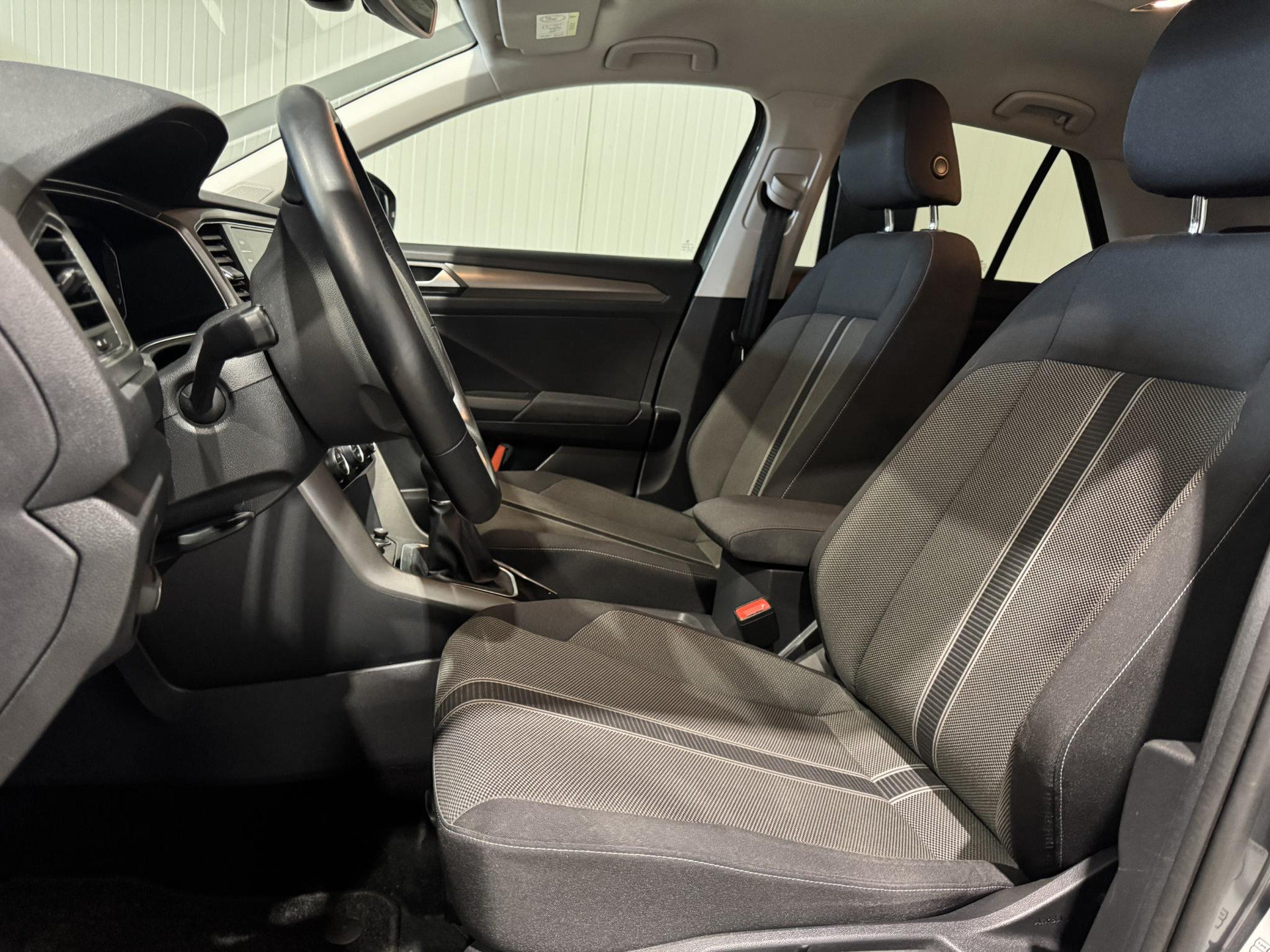 Volkswagen T-Roc 1.0 TSI Style Business J650TV