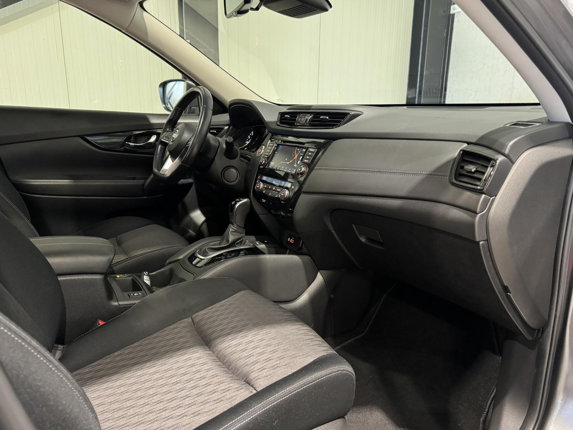Nissan X-Trail 1.3 DIG-T Business Edition GXR57R