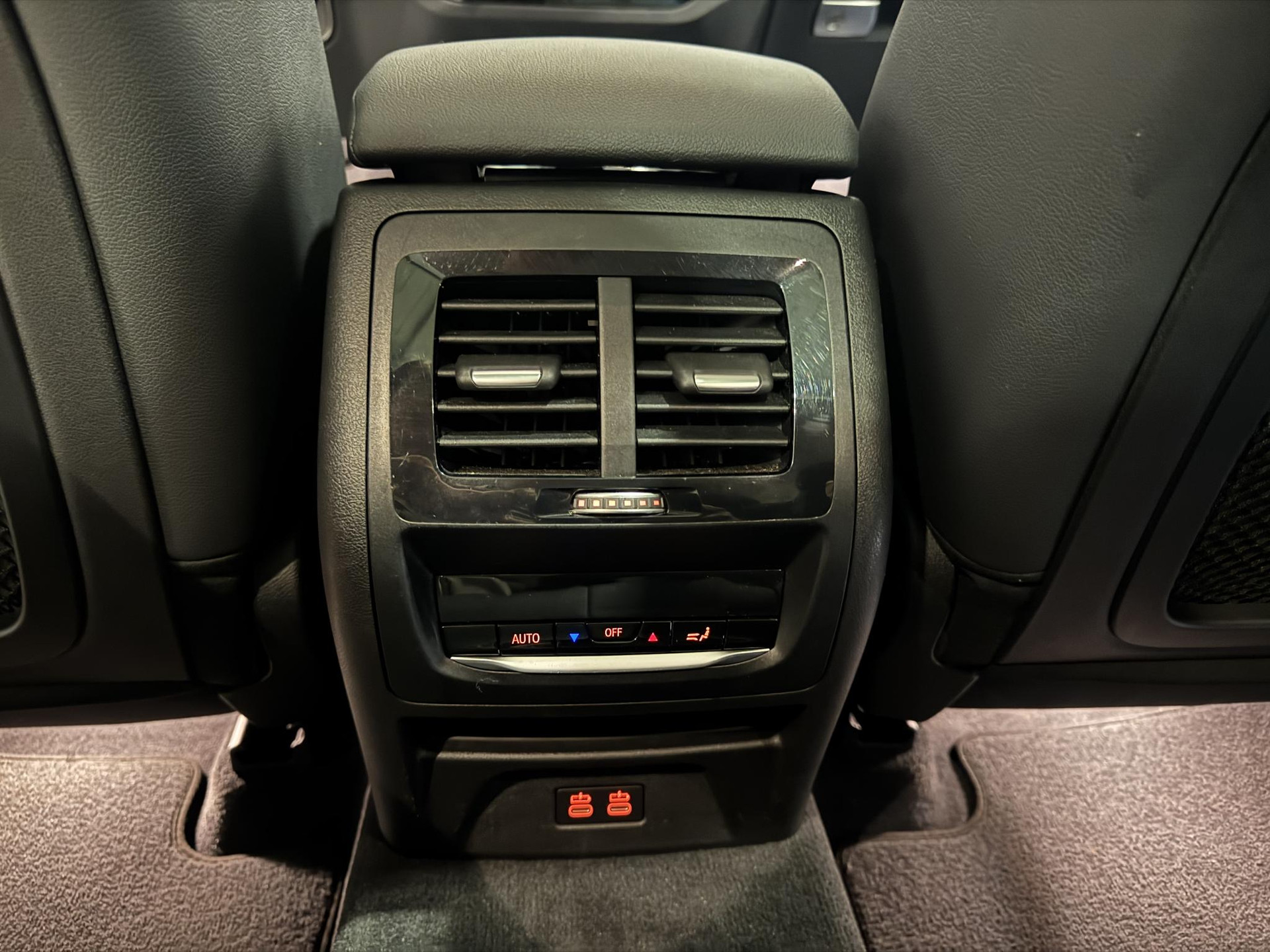BMW iX3 Executive 80 kWh KPT48B