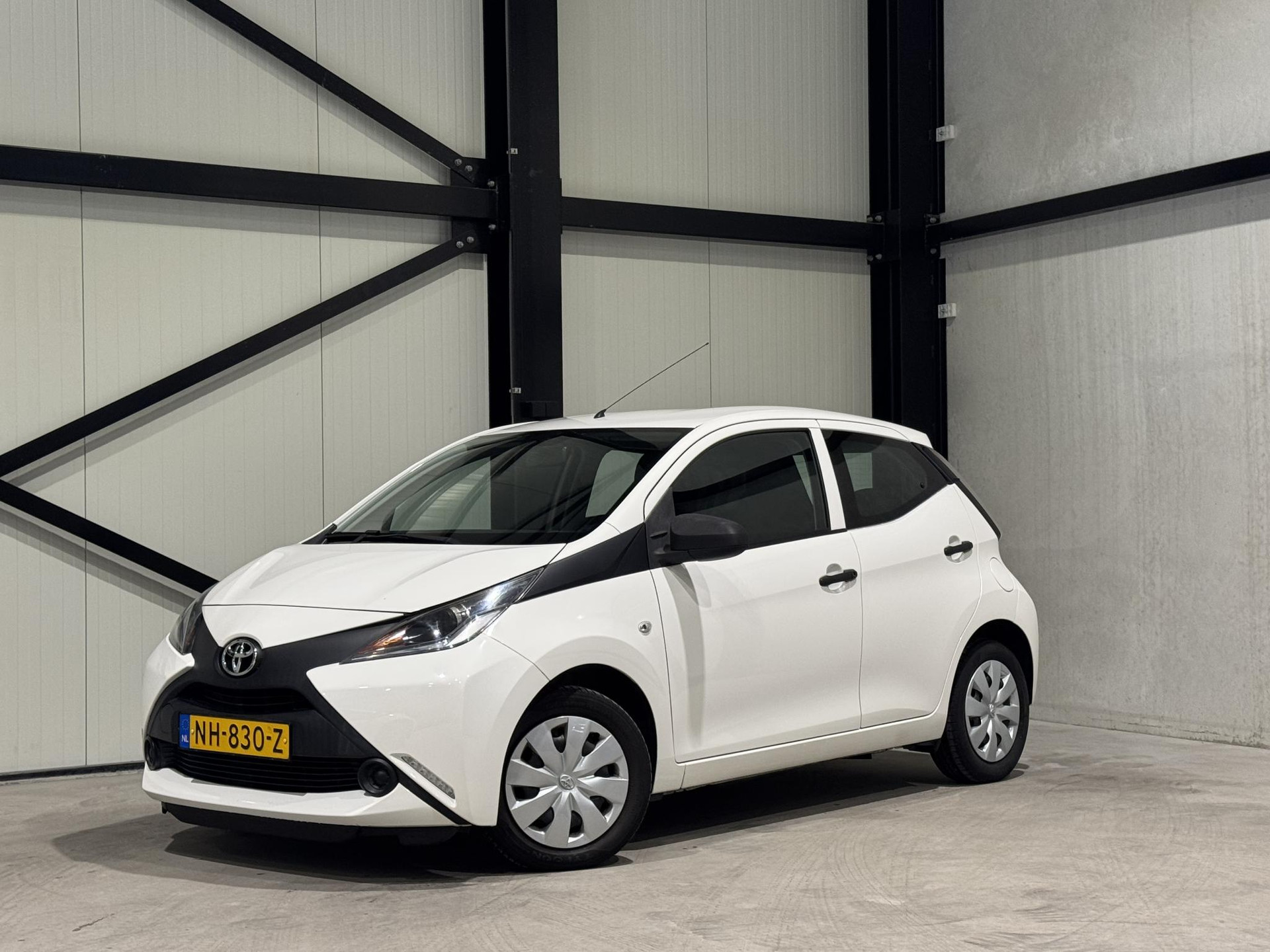 Toyota Aygo 1.0 VVT-i x-now NH830Z