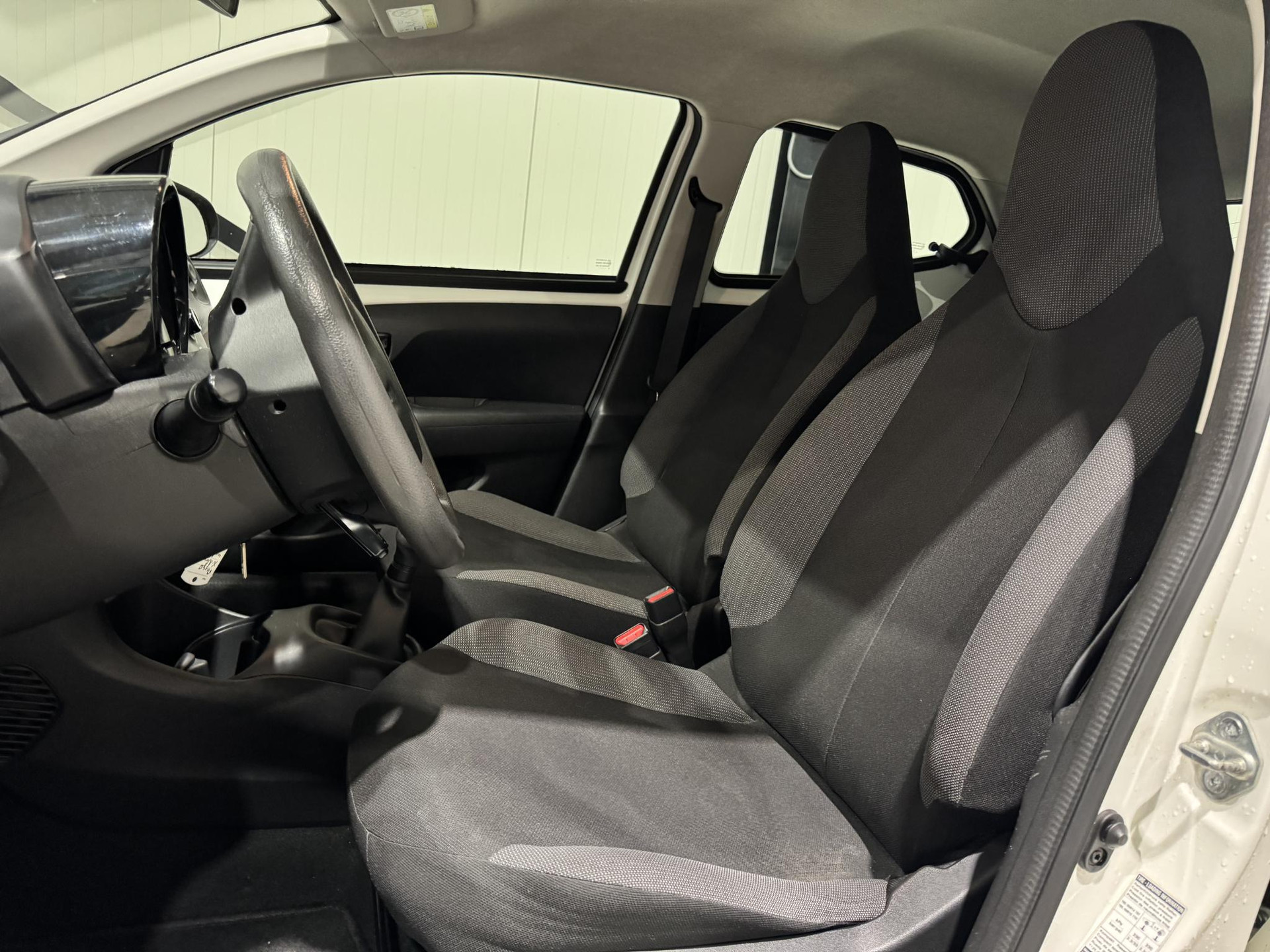 Toyota Aygo 1.0 VVT-i x-now NH830Z