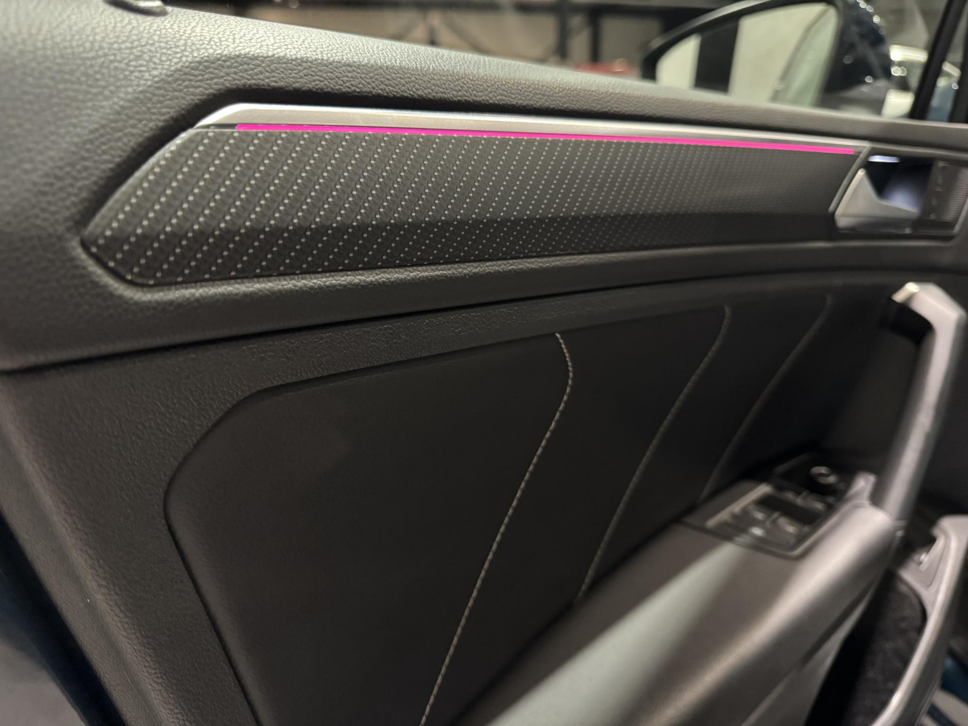 Volkswagen Tiguan 1.4 TSI eHybrid R-Line KZF90G