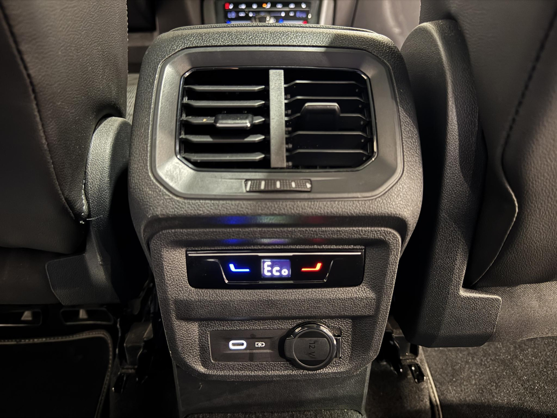 Volkswagen Tiguan 1.4 TSI eHybrid R-Line KZF90G