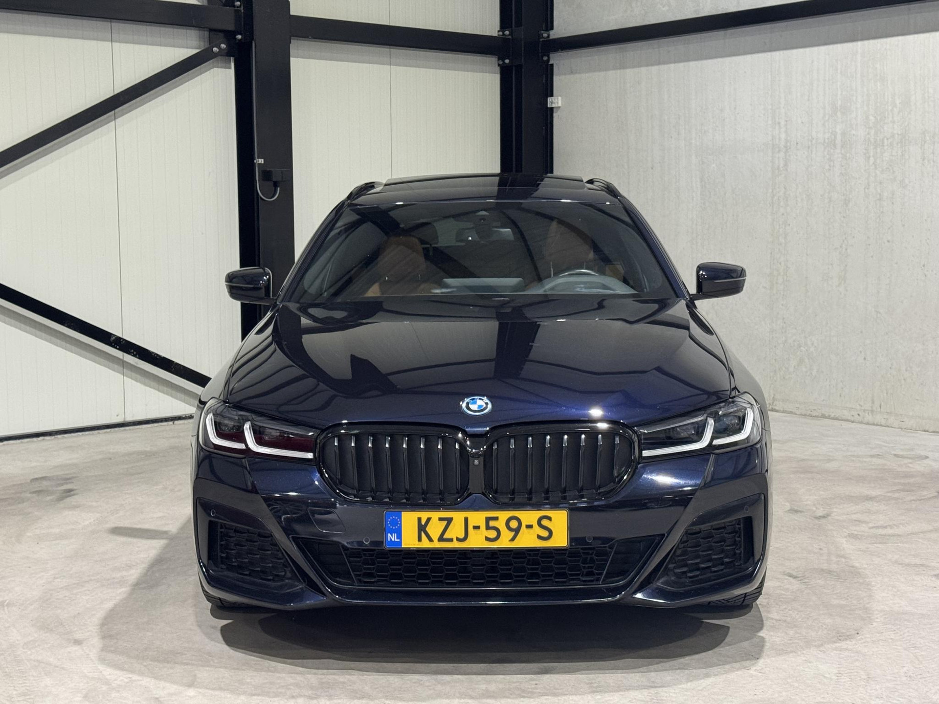 BMW 5 Serie Touring 530e xDrive M-pakket KZJ59S