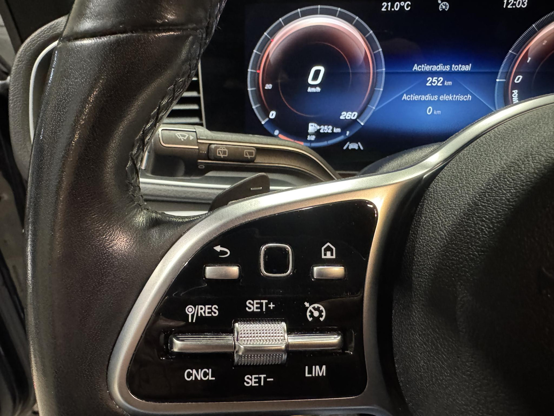 Mercedes-Benz GLE 350 e 4MATIC NBL63G