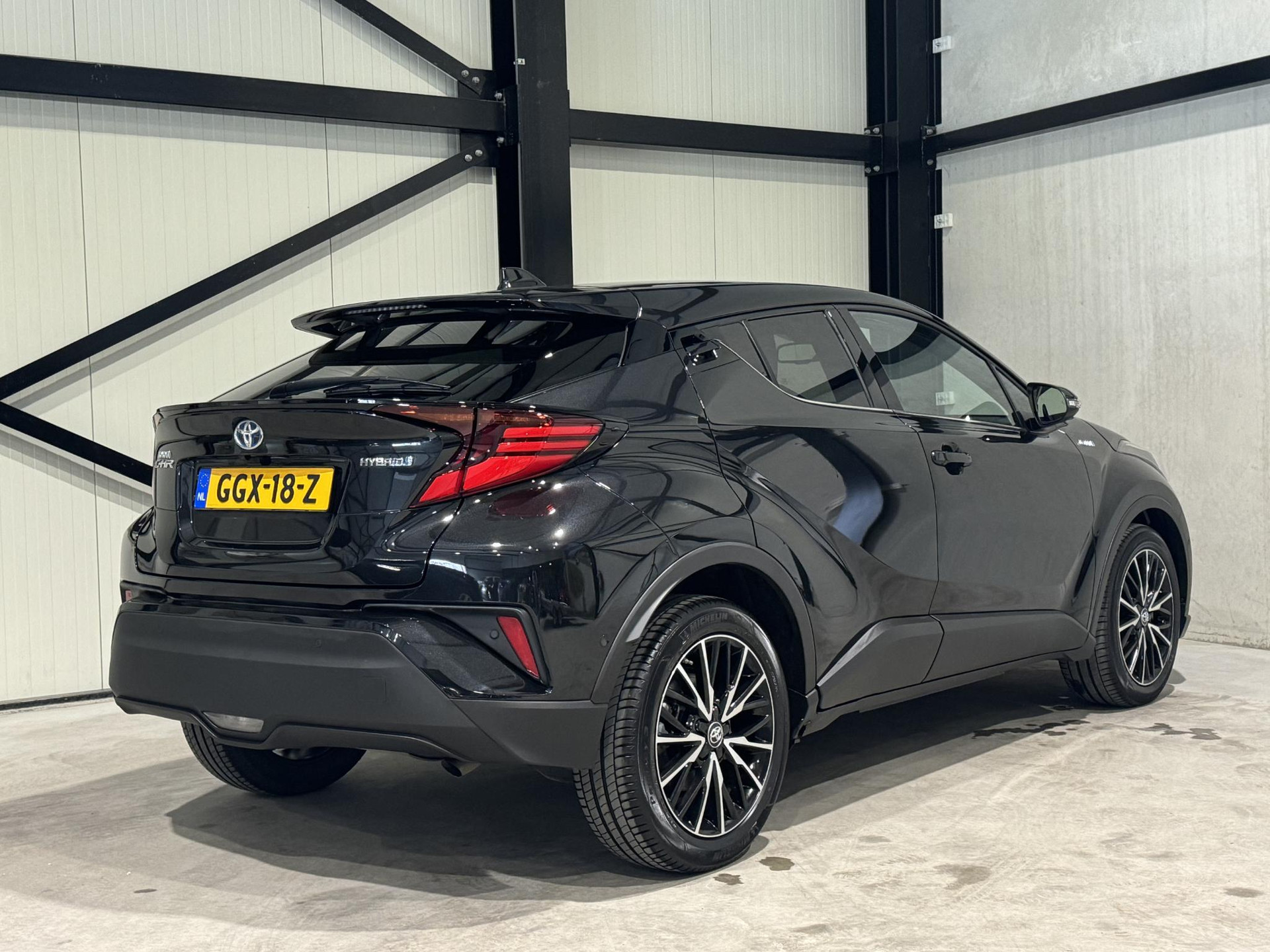 Toyota C-HR 1.8 Hybrid Executive GGX18Z