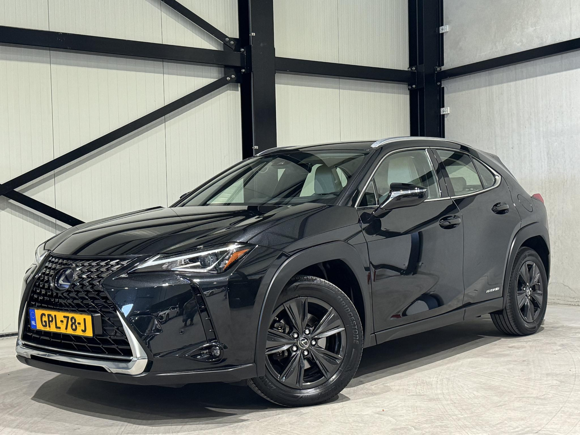 Lexus UX 250h Business Line GPL78J